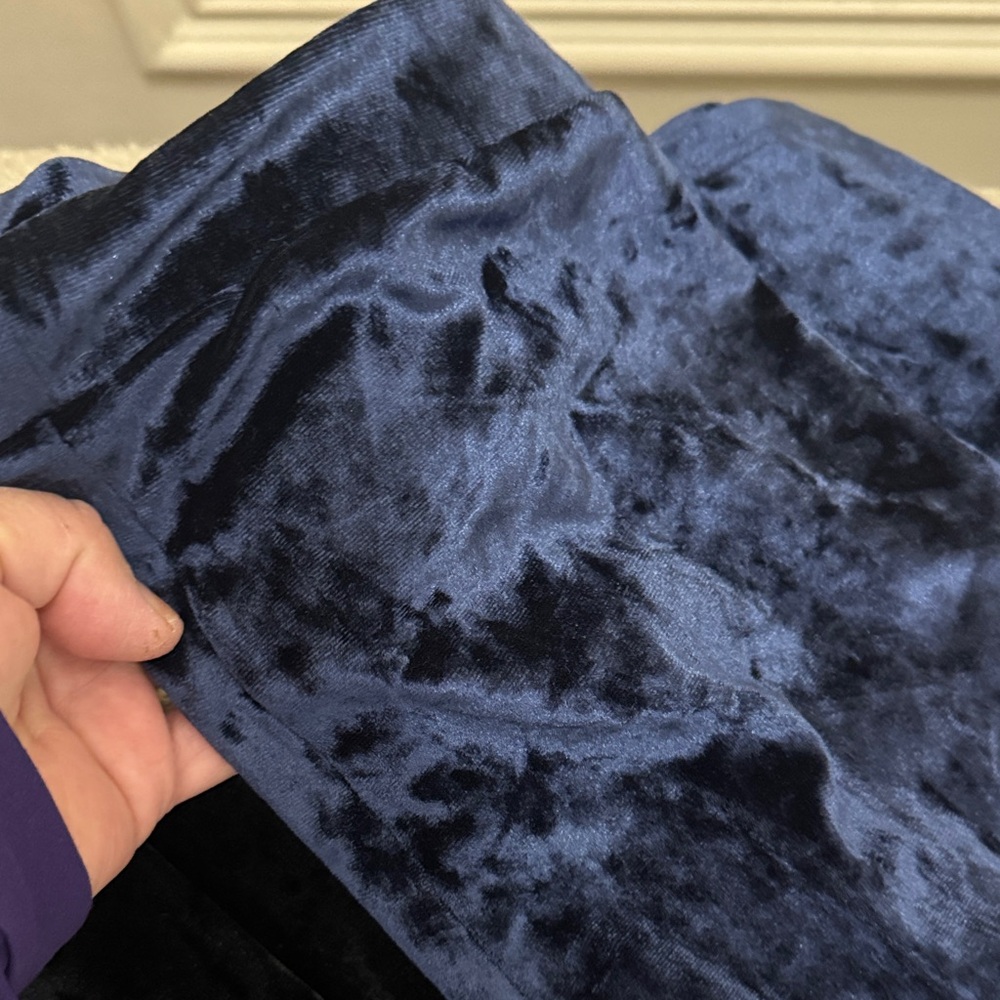 H&M Kids Velvet Leggings - Black and Navy - Picture 3 of 3